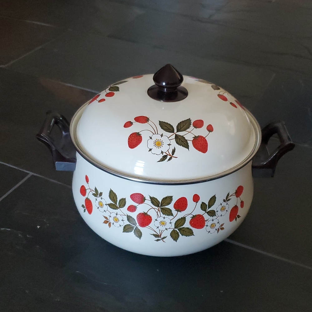 Vintage Sheffield Strawberries & Cream Enamel Lidded Pot In EUC